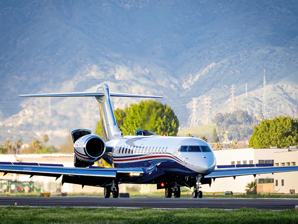 "Bombardier Global 7500".