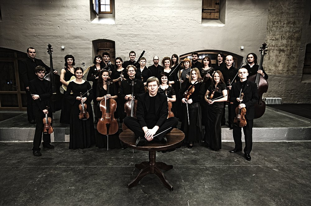 4. jūlijā koncerts Naukšēnu Kultūras namā būs veltīts kamerorķestra "Sinfonietta Rīga" bijušajam mākslinieciskajam vadītājam, Goda diriģentam Normundam Šnē.