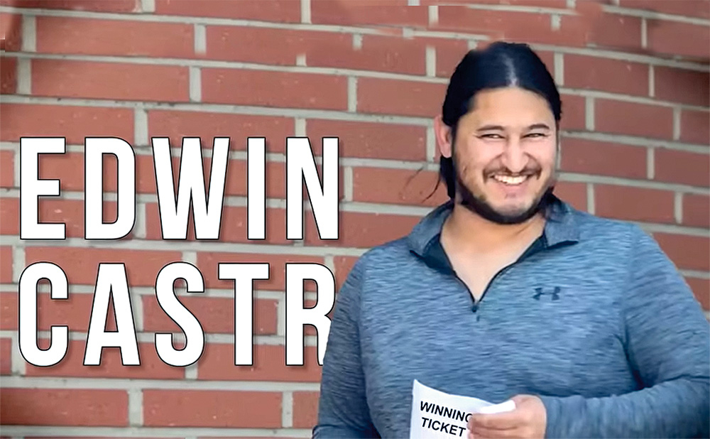Kadrs no “Stupidly Expensive Things Edwin Castro Owns | Biggest Powerball Winner” (Muļķīgi dārgas lietas, kas pieder Edvīnam Kastro | Lielākais “Powerball” balvas ieguvējs. – angļu val.).