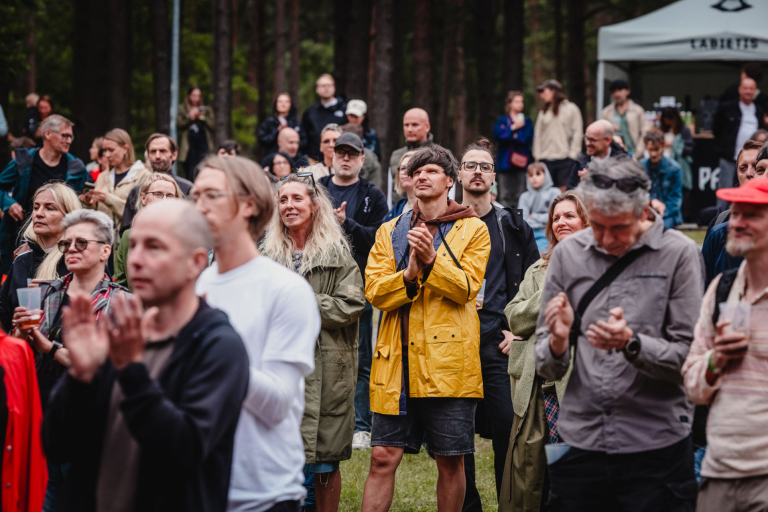 Dārza svētku "La-Di-Da-Di" pirmā diena Mežaparka Zaļajā teātrī.