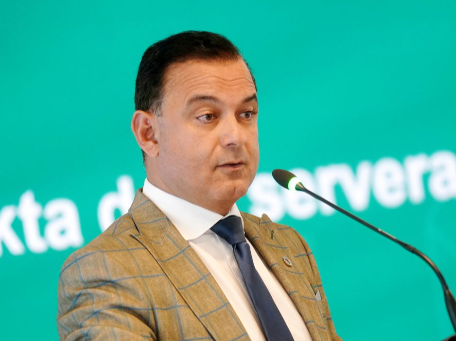 Veselības ministrs Hosams Abu Meri.