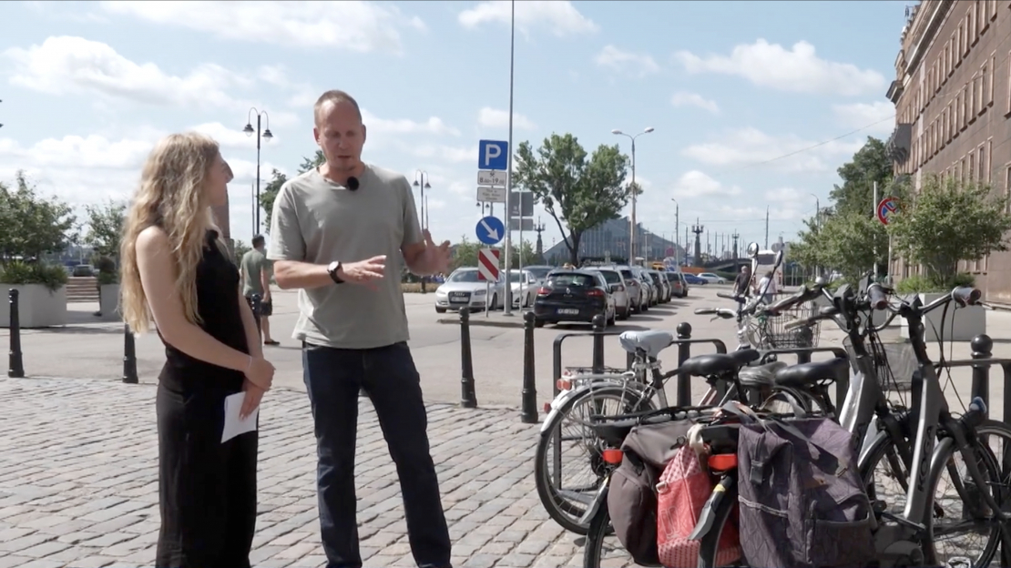 Veloentuziasts, organizācijas “Pilsēta cilvēkiem” valdes loceklis Kārlis Ķrēķis vērtē velosipēdu drošību.