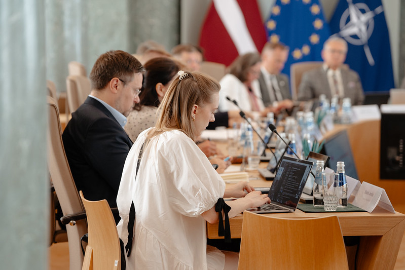 NVO pārstāvju un vairāku Ministru kabineta locekļu tikšanās.