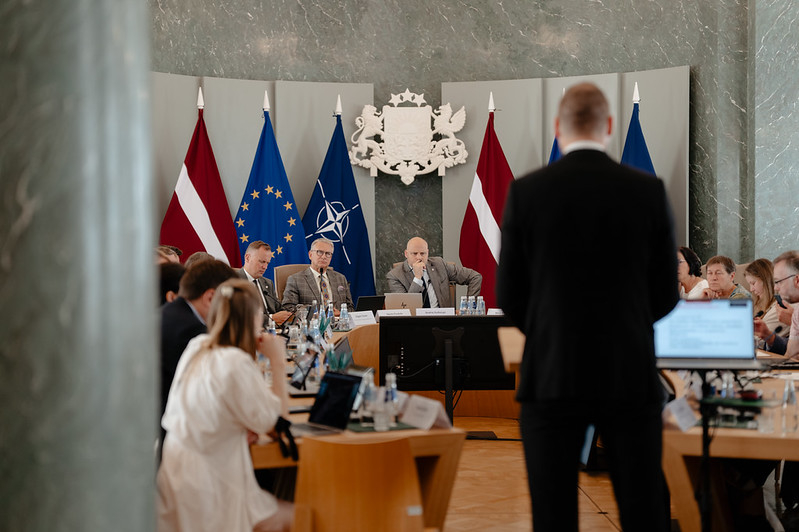 NVO pārstāvju un vairāku Ministru kabineta locekļu tikšanās.