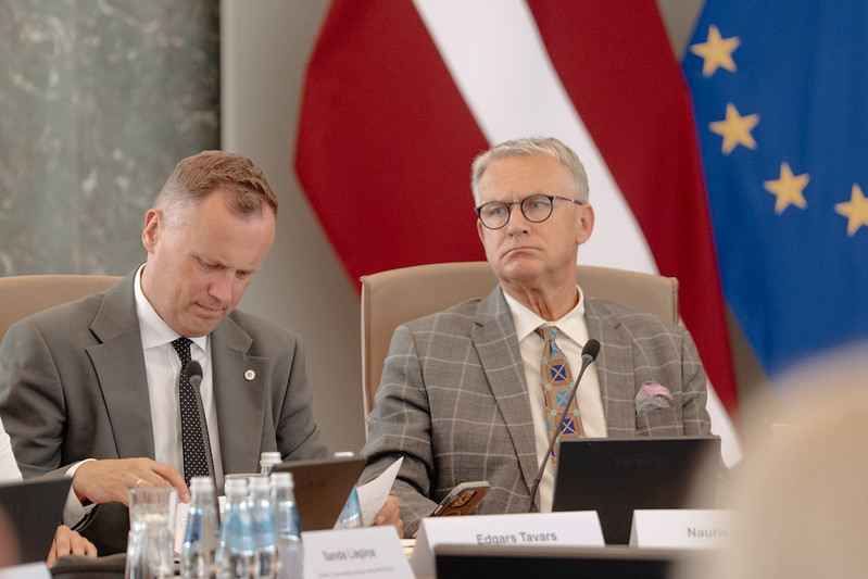 NVO pārstāvju un vairāku Ministru kabineta locekļu tikšanās.
