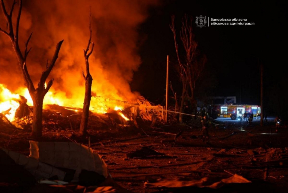 Krievijas triecienā Ukrainas pilsētai Zaporižjai naktī uz otrdienu nogalināti cilvēki.