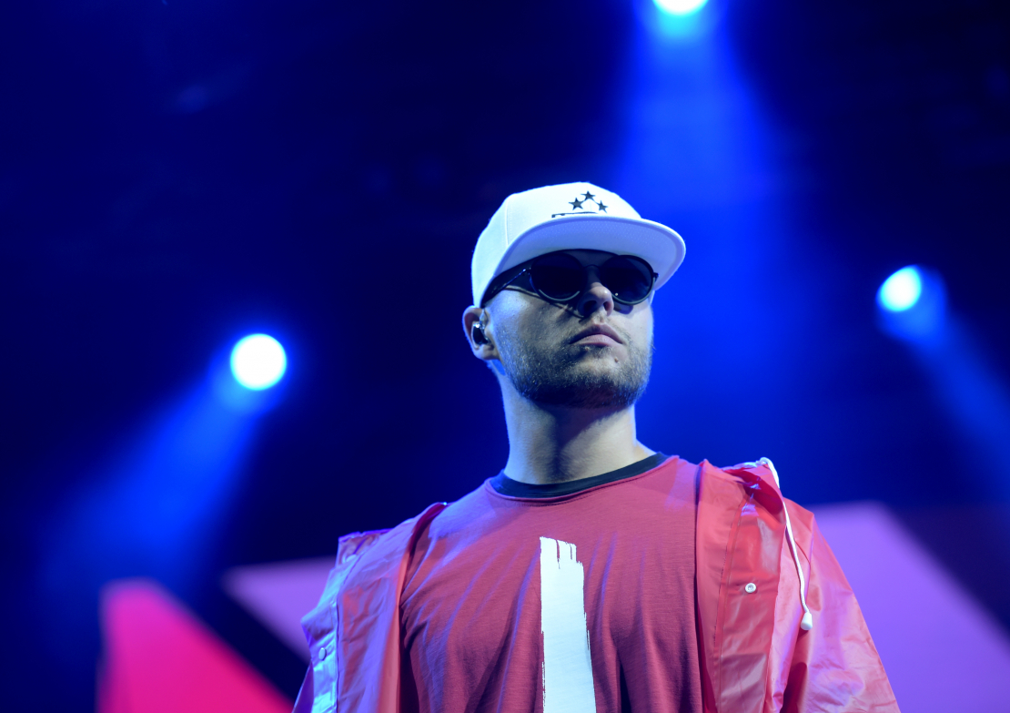 Grupa "Bermudu Divstūris" uzstājas "Summer Sound" festivālā Liepājā.