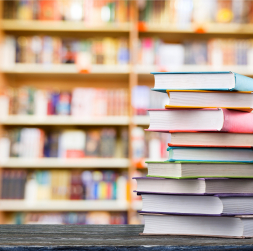 Grāmatplaukts. Ilustratīvs foto. 