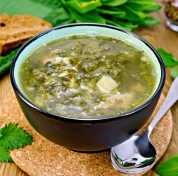 Zupa no gārsas, nātrēm un skābenēm. Zupa no gārsas, nātrēm un skābenēm.