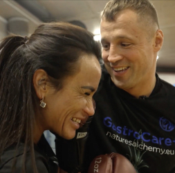 Aleksandra Kurusova boksa treniņā ar Mairi Briedi. Aleksandra Kurusova boksa treniņā ar Mairi Briedi.