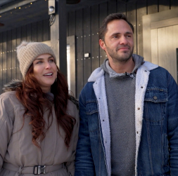 Aktrise Lelde Dreimane un viņas dzīvesbiedrs Artūrs. 