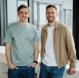 AS "Mintos Marketplace" vadītājs Mārtiņš Šulte un uzņēmuma līdzdibinātājs, izpilddirektors Mārtiņš Valters.