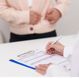 Izteikti simptomi liecina, ka nieru slimība jau ir progresējusi.