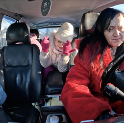 Turam īkšķus, lai auto pielec!