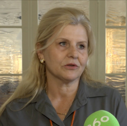 Līga Bāriņa, Latvijas Veselības un sociālās aprūpes darbinieku arodbiedrības priekšsēdētāja.