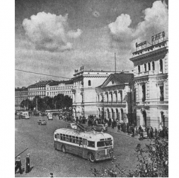 Rīgas Stacijas laukums 20. gs. 50. gadu beigās. Rīgas Stacijas laukums 20. gs. 50. gadu beigās.