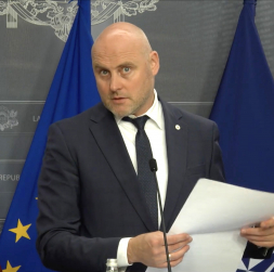 Ministru prezidents Andris Kulbergs. Ministru prezidents Andris Kulbergs.
