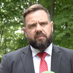 Klimata un enerģētikas ministrs Jānis Vitenbergs. Klimata un enerģētikas ministrs Jānis Vitenbergs.