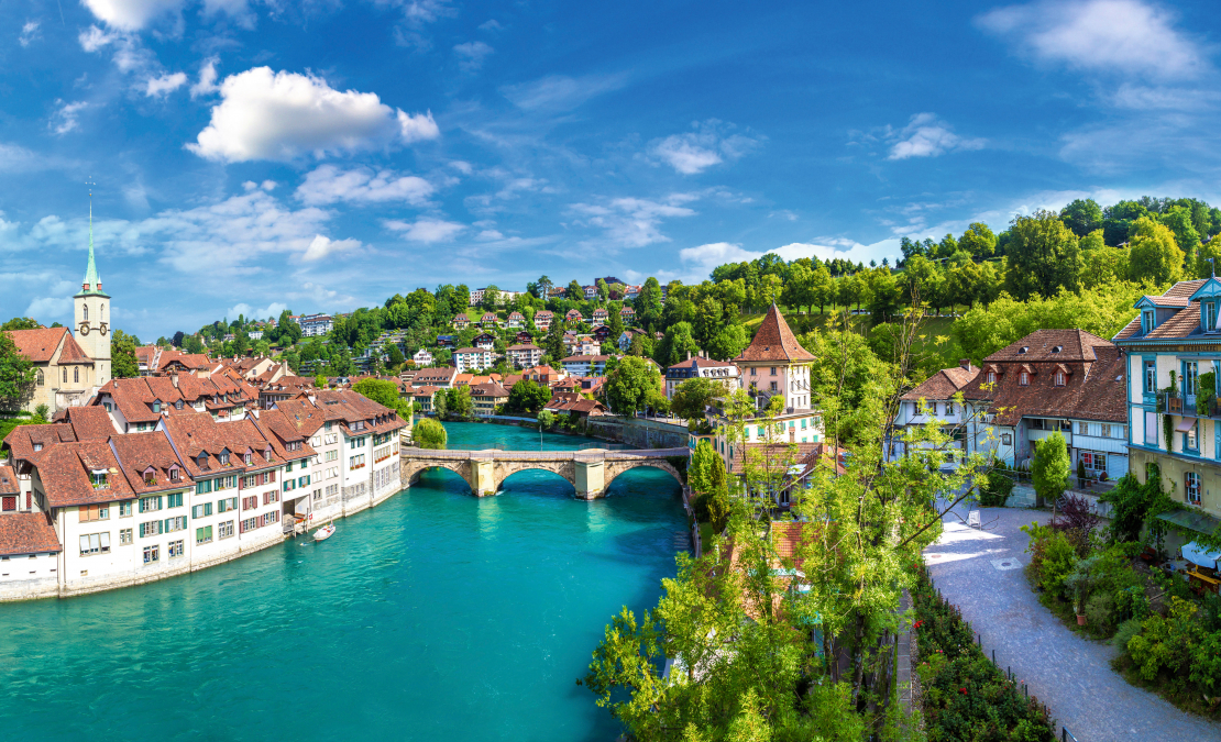 Panorāmas skats uz Berni Šveicē. Panorāmas skats uz Berni Šveicē.