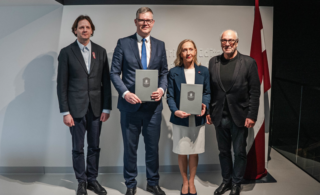 Rīgas dome un Latvijas Okupācijas muzejs šodien parakstīja sadarbības memorandu par pieminekļa "Svešo varai spītējot" izveidi, kas būs veltīts nacionālās pretošanās kustībai padomju okupācijas laikā.