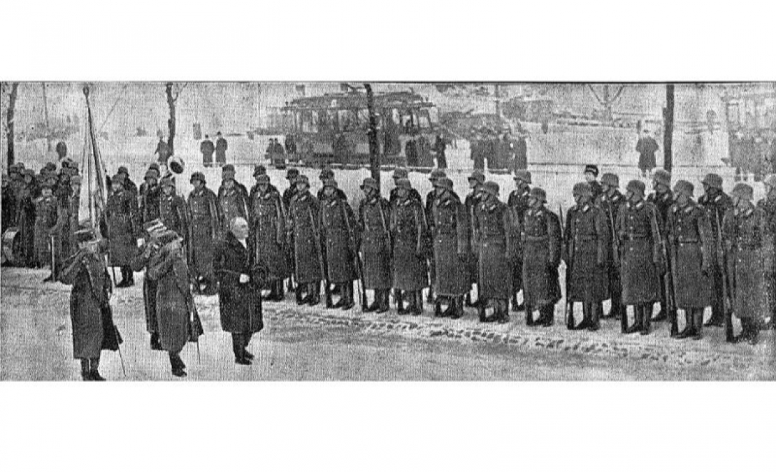 Godasardze pie Anglikāņu baznīcas Rīgā.