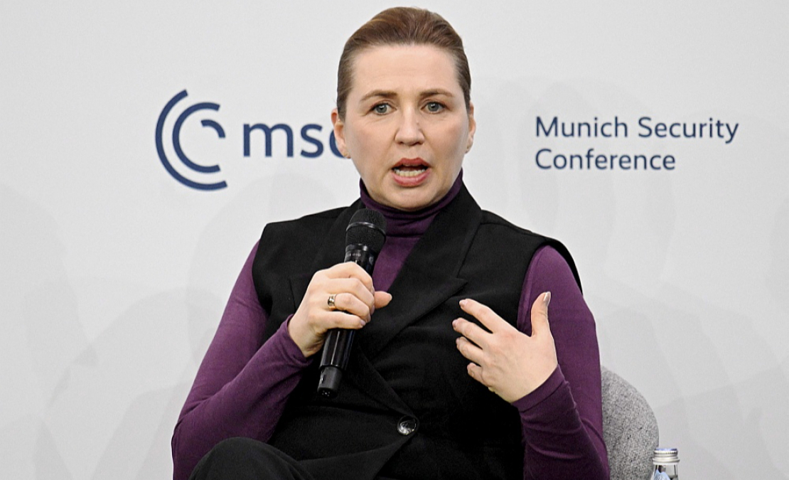 Dānijas premjerministre Mete Frederiksena sestdien Minhenes drošības konferencē paziņoja, ka ASV prezidents Donalds Tramps nav zaudējis interesi par Dānijas autonomo teritoriju Grenlandi. Dānijas premjerministre Mete Frederiksena sestdien Minhenes drošības konferencē paziņoja, ka ASV prezidents Donalds Tramps nav zaudējis interesi par Dānijas autonomo teritoriju Grenlandi.