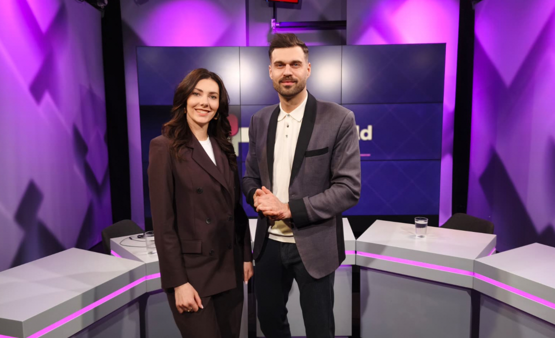 "Skrides Sirds klīnikas" endokrinoloģe Zane Svikle un raidījuma vadītājs Aivis Ceriņš. "Skrides Sirds klīnikas" endokrinoloģe Zane Svikle un raidījuma vadītājs Aivis Ceriņš.