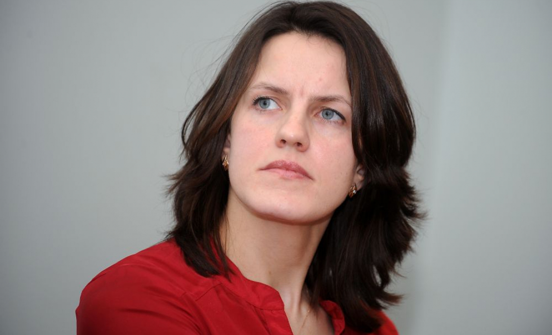 Latvijas Ģimenes ārstu asociācijas prezidente Alise Nicmane-Aišpure. Latvijas Ģimenes ārstu asociācijas prezidente Alise Nicmane-Aišpure.