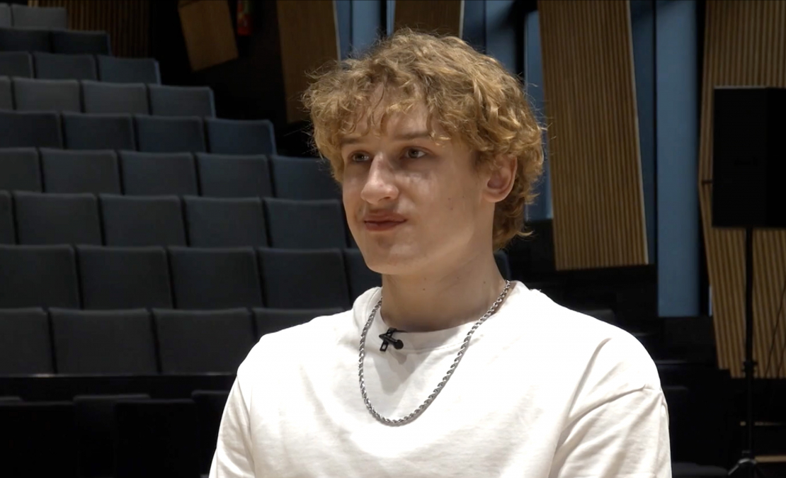 Ogres Valsts ģimnāzijas skolnieks Kevins Lukša.