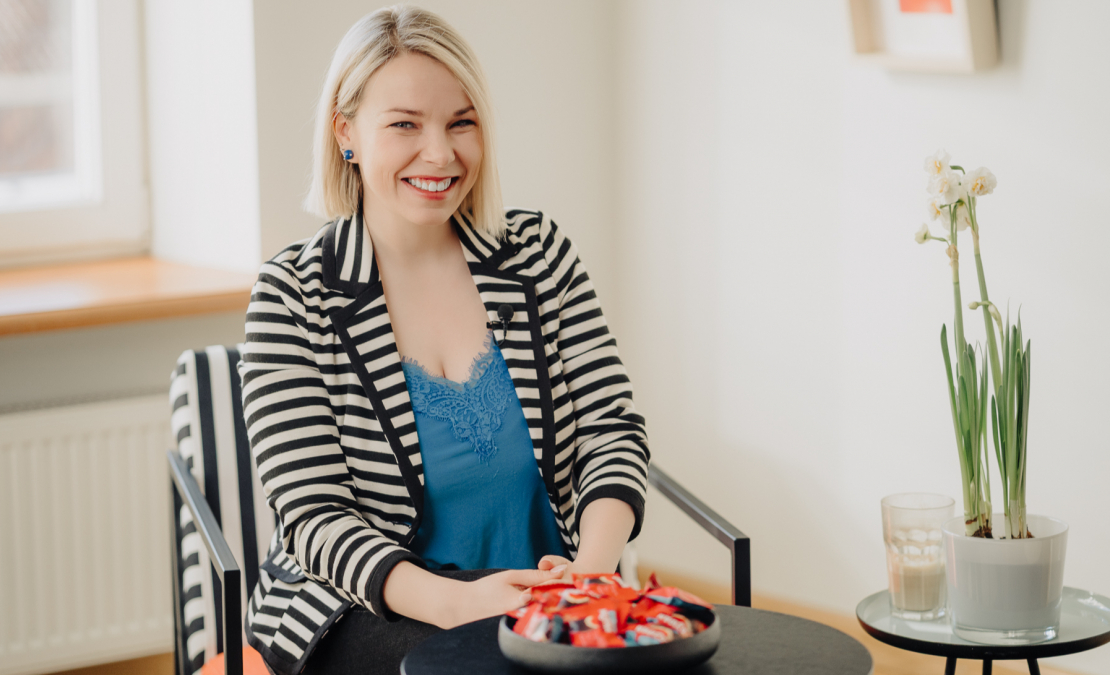 Dziedātāja Ieva Sutugova.