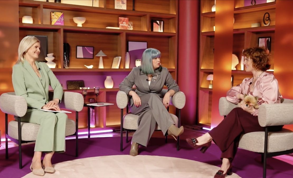 "Dāmas ar Drāmu". "Dāmas ar Drāmu".