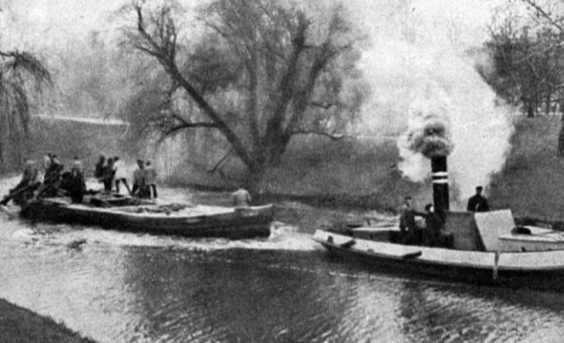 Pilsētas kanāla tīrīšana 1926. gadā.
