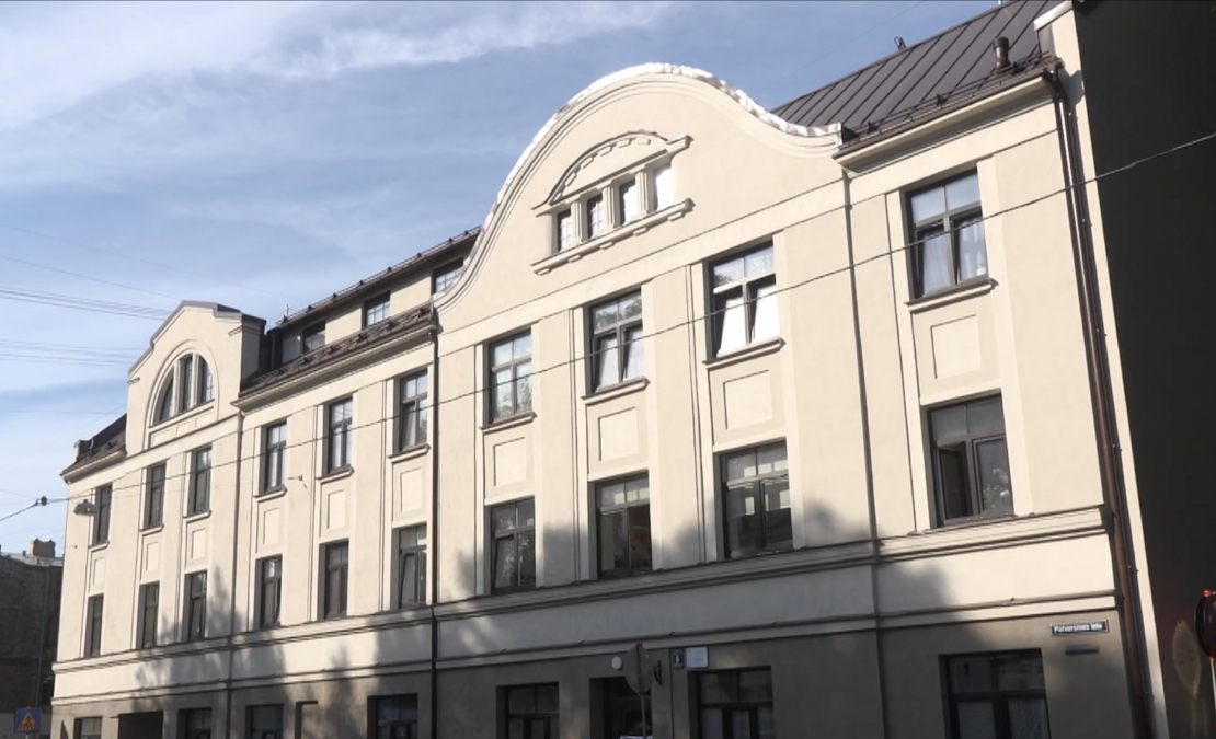 Nams Sarkandaugavā Patversmes ielas 5. Nams Sarkandaugavā Patversmes ielas 5.