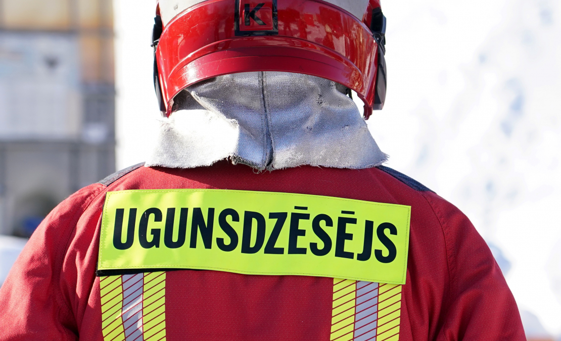 VUGD darbinieks. Ilustratīvs attēls. VUGD darbinieks. Ilustratīvs attēls.