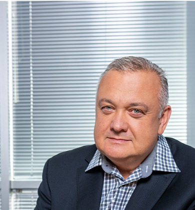 "Šobrīd ir jāizvēlas, vai nu investēt ražošanas attīstībā, vai arī pēc 10–15 gadiem mūsu tirgu pārplūdinās poļu desas," uzsver uzņēmuma "Forevers" dibinātājs un vadītājs Andrejs Ždans. "Šobrīd ir jāizvēlas, vai nu investēt ražošanas attīstībā, vai arī pēc 10–15 gadiem mūsu tirgu pārplūdinās poļu desas," uzsver uzņēmuma "Forevers" dibinātājs un vadītājs Andrejs Ždans.