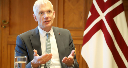 Krišjānis Kariņš. Ministru prezidents. Krišjānis Kariņš. Ministru prezidents.