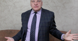 Jānis Šolks. Jānis Šolks.