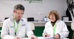 "Schneider Electric". "Schneider Electric".