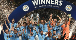 Mančestras "City" futbolisti trešo reizi šajā sezonā virs galvas cēla prestižu trofeju, taču pirmo reizi kluba vēsturē pašu nozīmīgāko Eiropā – Čempionu līgas uzvarētāju kausu.