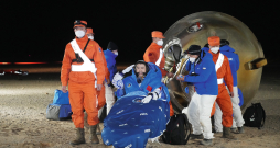 Ķīnas astronauta Čena Donga atgriešanās uz Zemes pēc lidojuma kosmosā ar “Shenzhou-14” raķeti.