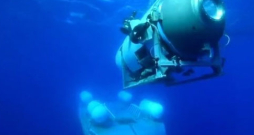 Kompānijas "OceanGate Expeditions" 6,5 metrus garais zemūdens aparāts "Titan". Kompānijas "OceanGate Expeditions" 6,5 metrus garais zemūdens aparāts "Titan".