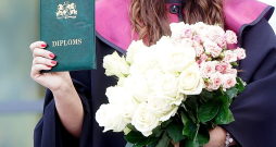 Darba devēju augstāk novērtēto izglītības iestāžu konkurencē vadībā ir Rīgas Tehniskā universitāte. No Latvijas augstskolām tā ir visaugstāk arī starptautiskajā reitingā "QS World University Rankings 2024". Darba devēju augstāk novērtēto izglītības iestāžu konkurencē vadībā ir Rīgas Tehniskā universitāte. No Latvijas augstskolām tā ir visaugstāk arī starptautiskajā reitingā "QS World University Rankings 2024".