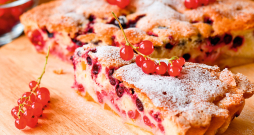 Jāņogu un vaniļas tarte. Jāņogu un vaniļas tarte.