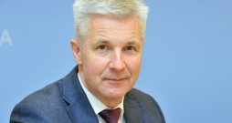 Artis Pabriks.