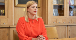 Evika Siliņa. Evika Siliņa.