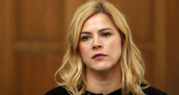 Evika Siliņa. Evika Siliņa.