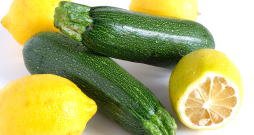 Kabači citronu mizu marinādē. Kabači citronu mizu marinādē.