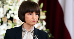 Sanita Osipova pēc Triju Zvaigžņu ordeņa saņemšanas.