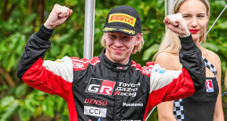 Soms Kalle Rovanpera 23 gados jau ir divkārtējs pasaules čempions rallijā. Soms Kalle Rovanpera 23 gados jau ir divkārtējs pasaules čempions rallijā.