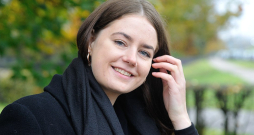 Endīne Bērziņa: "Kad veido izrādi jauniešiem, nedrīkst baidīties, jo viņiem ir raksturīgi pārsniegt limitus, izmēģināt kaut ko jaunu, paskatīties, kur tad ir manas robežas."
